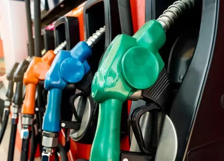 MOTORİNE ZAM 28 MART 2026 | Tabelalar değişti: Zam sonrası motorin kaç TL, benzin ne kadar Ankara, İzmir, İstanbulda akaryakıt fiyatları