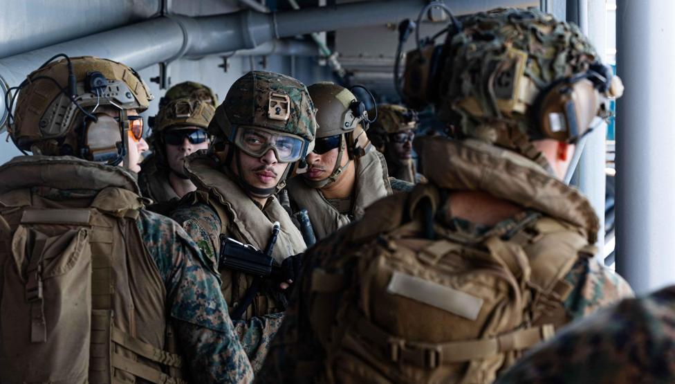 USS Tripoli Orta Doğuda: 3 bin 500 denizci ve piyade ile konuşlandı