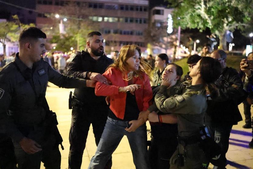 Tel Aviv’de Netanyahu’ya öfke: Savaş karşıtı İsrailliler sokaklara çıktı