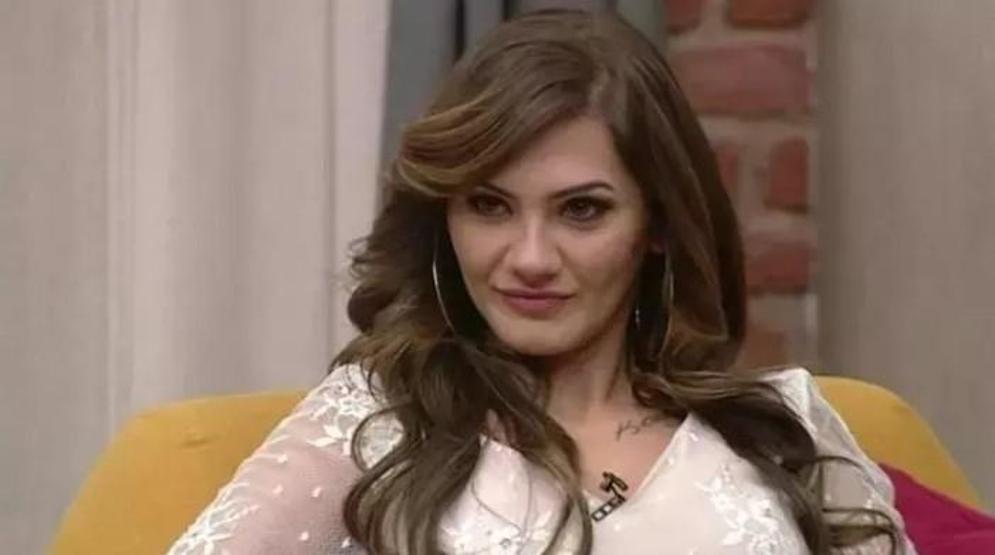 Kısmetse Olur’un tanınan ismi Ayça Ekin Beğen’den korkutan paylaşım Sağlık durumuyla ilgili ilk açıklama geldi