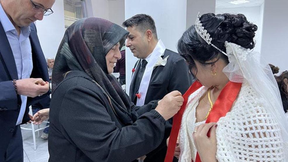 Savaş oyununda tanıştılar Mesafe tanımadı: Filipinlerden Çanakkaleye uzanan evlilik