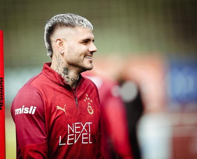 Okan Buruk’un 11’i neredeyse hazır Galatasaray, Trabzonspor deplasmanında Osimhen’siz çıkacak...