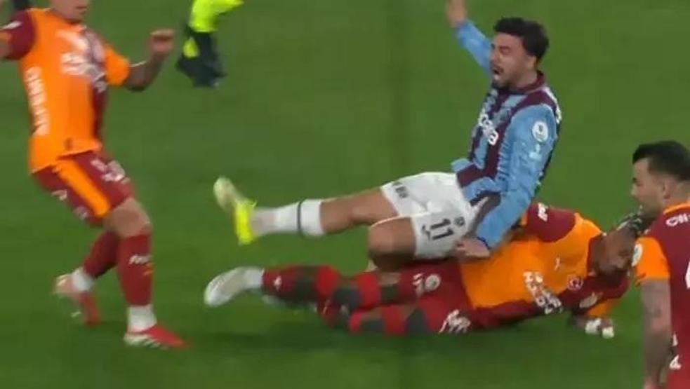 Trabzonspor - Galatasaray maçının tartışmalı pozisyonları Barış Alper Yılmaz kırmızı kart görmeli miydi