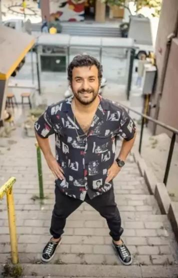 Evlilik Yolunda İlk Adım Hasan Can Kaya ile Duygu Karabaş Nişanlandı