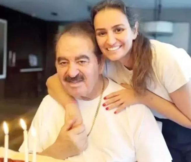 Yoğun Bakıma Kaldırılan İbrahim Tatlısesin Kızından Endişelendiren Açıklama: Ameliyat Durumu Söz Konusu