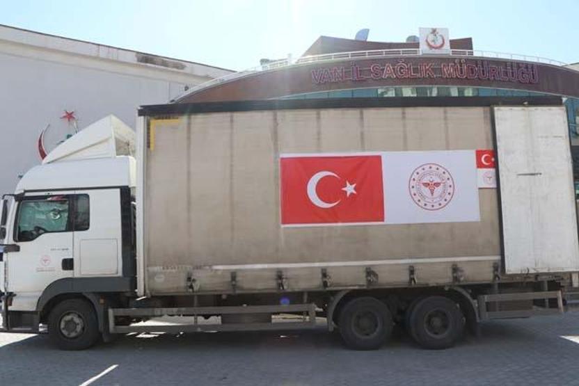 Türkiyeden İrana tıbbi malzeme yardımı: Vandan yola çıktı