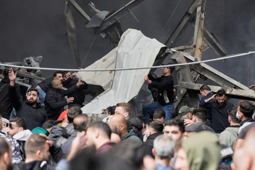 İsrail dur bilmiyor Lübnana bombalar yağdırdı: En az 254 ölü....