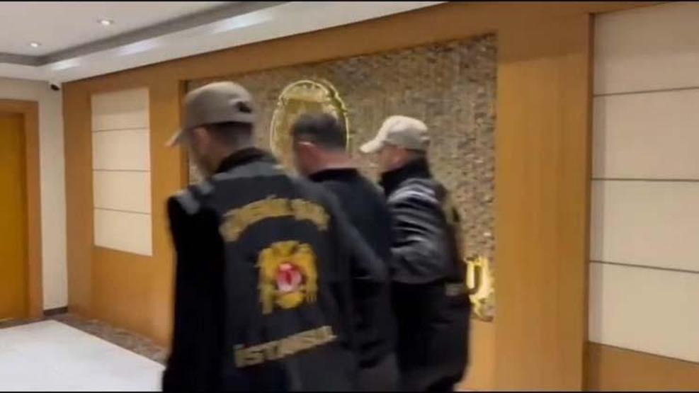 Konsolosluk çatışmasında alaycı video çekmişlerdi: Şüpheliler adliyeye sevk edildi