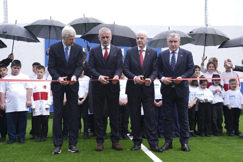 Infantino, FIFA Arena projesinin Türkiye etabının resmi açılışına katıldı