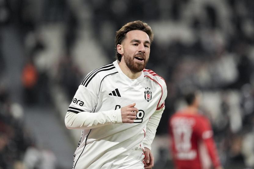 Beşiktaşın kaptanı Orkun Kökçü, Antalyaspor maçına damga vurdu