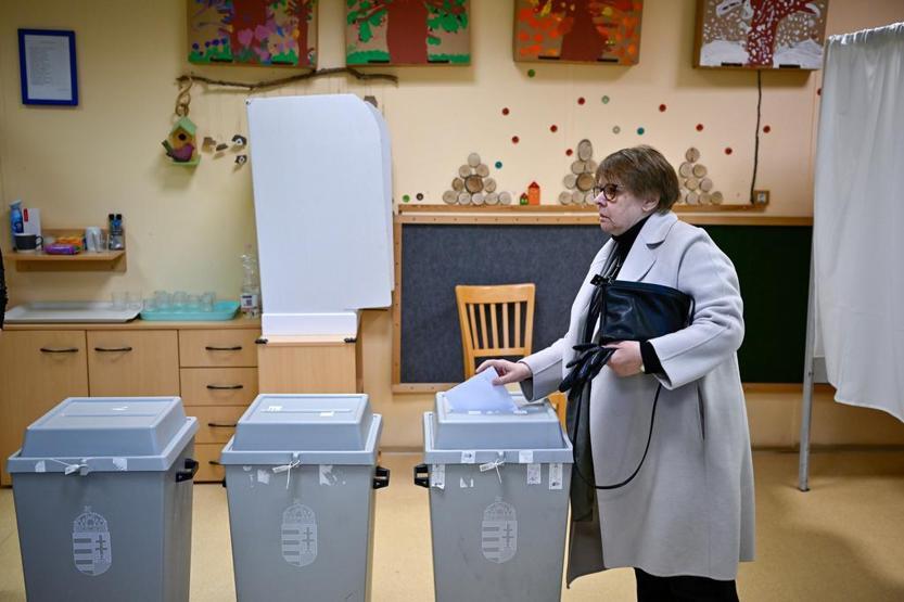 ABnin de kilitlendiği seçim: Macaristan bugün sandık başında