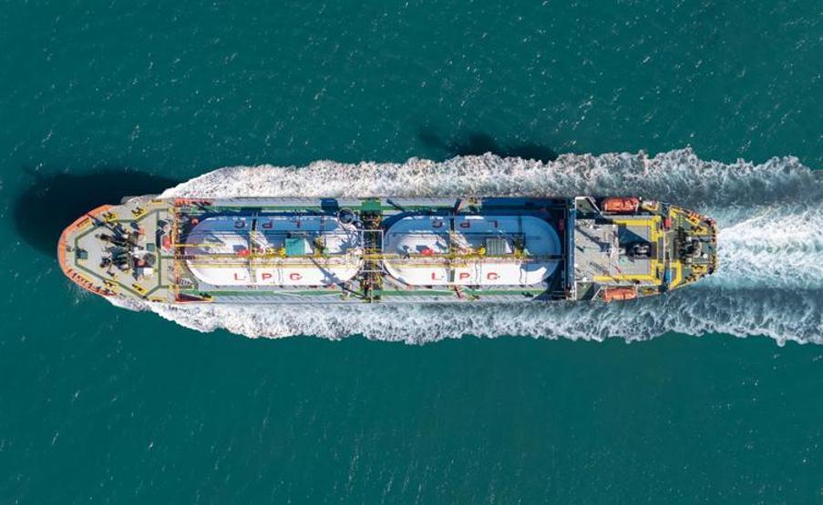 Gözler Hürmüz’deyken, Rusya petrol gelirini artırdı Enerjide ‘nisan’ alarmı: Daha kötü olabilir uyarısı geldi…