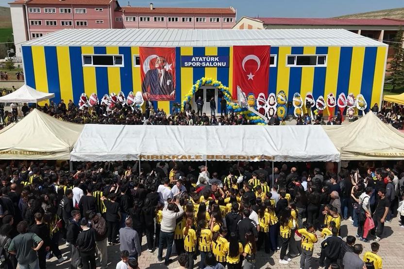 Fenerbahçe Başkanı Sadettin Saran, memleketinde spor salonu açtı: İnşallah bu sene şampiyon olacağız