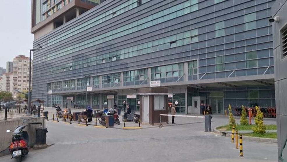 Ataşehirde ortaokul kantininde zehirlenme iddiası: 26 öğrenci hastaneye kaldırıldı