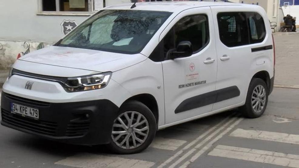Ataşehirde ortaokul kantininde zehirlenme iddiası: 26 öğrenci hastaneye kaldırıldı