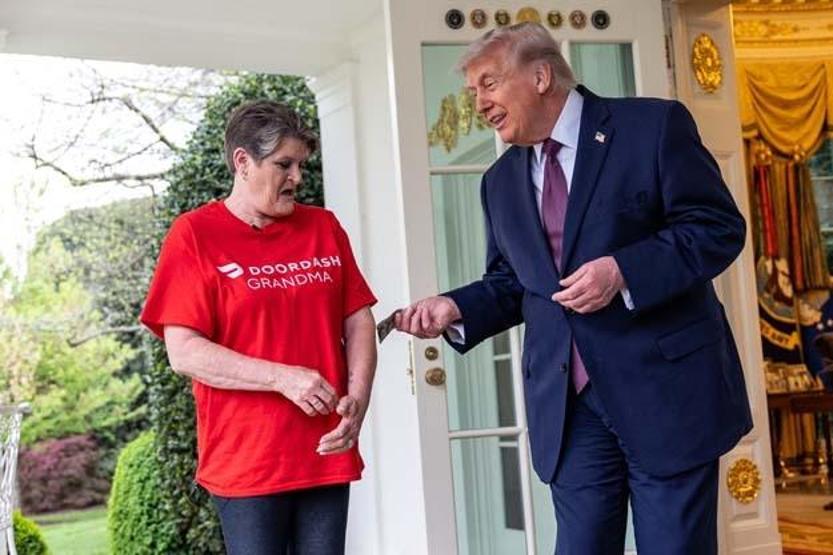 Kurye şovunda Amerikan Trajedisi: Trumpı zora sokacak dram