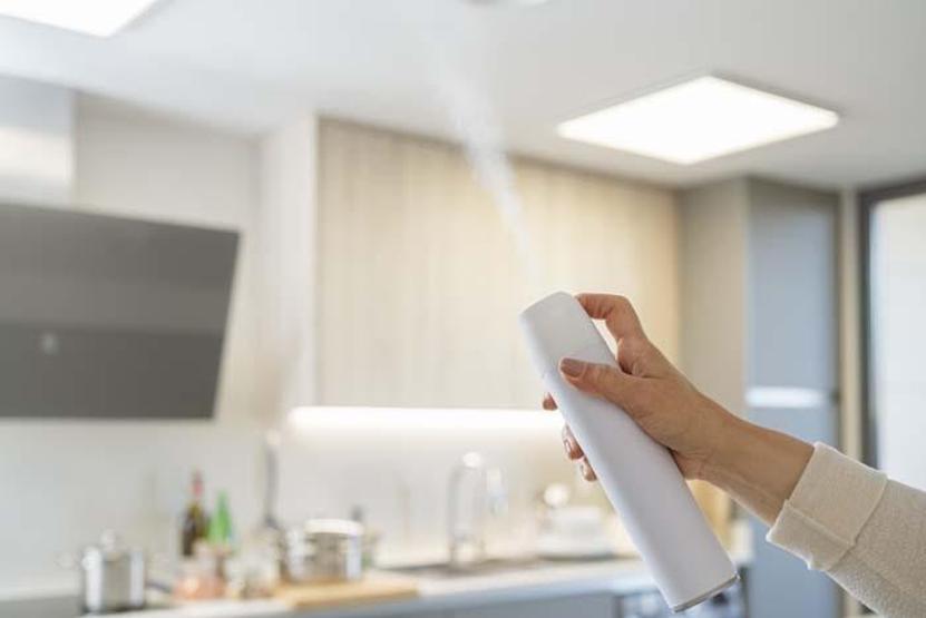Kapalı Alanlarda Kimyasal Alarm Astım ve Alerji Hastaları İçin Sessiz Tehlike: Solunum Sağlığını Vuruyor