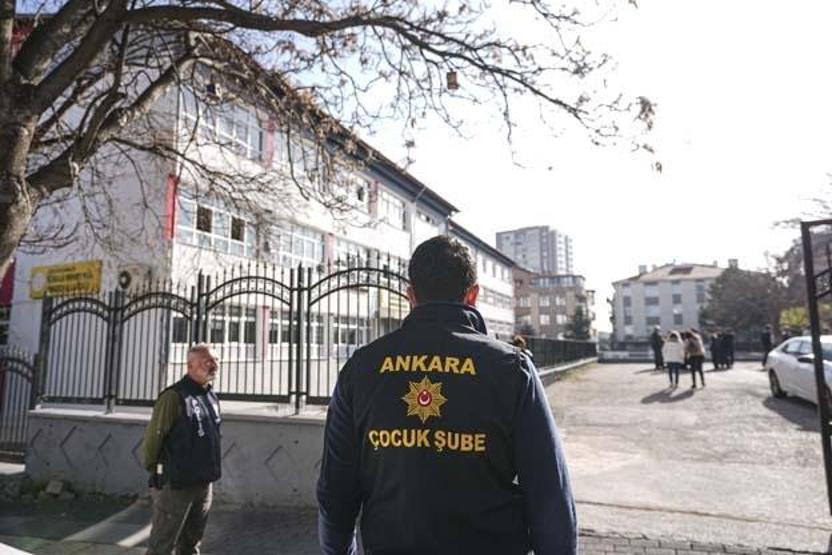 Türkiye Şanlıurfa ve Kahramanmaraştaki olayları konuşuyor Okul önlerinde yeni tedbir