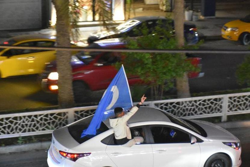 1 asrın ardından ilk: Kerkükte yönetim Türkmenlere geçti Böyle kutladılar