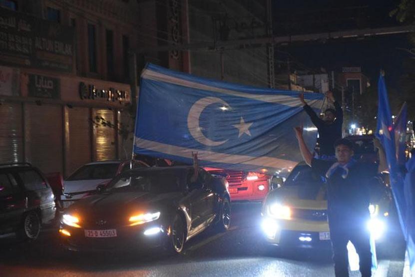 1 asrın ardından ilk: Kerkükte yönetim Türkmenlere geçti Böyle kutladılar