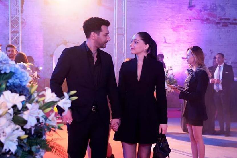 Güller ve Günahlarda Köstebek Ortaya Çıktı Kübra Ünlü Yazdı