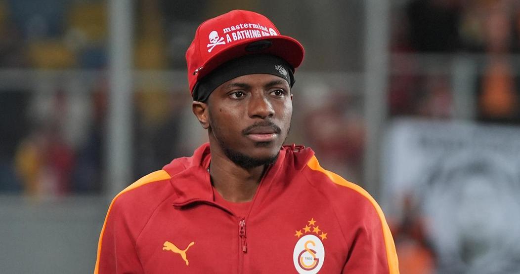 Victor Osimhenin peşindeki dev kulüp belli oldu Galatasaraydan rekor fiyat...