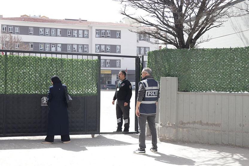 Okullara formasız giriş yok: İki saldırının ardından işte alınan yeni önlemler...