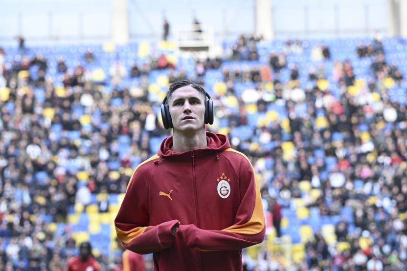 Galatasarayda tüm gözler Osimhende Derbiye yetişecek mi