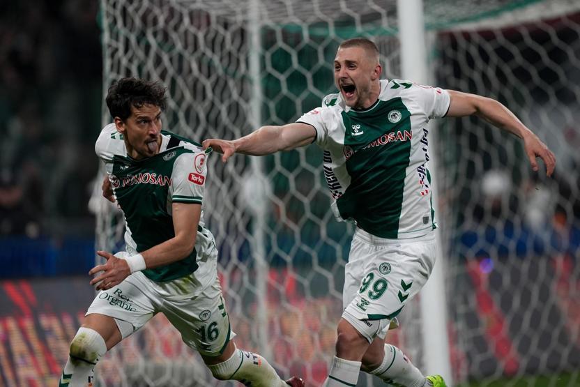 Konyaspor - Fenerbahçe maçındaki penaltı kararı masaya yatırıldı