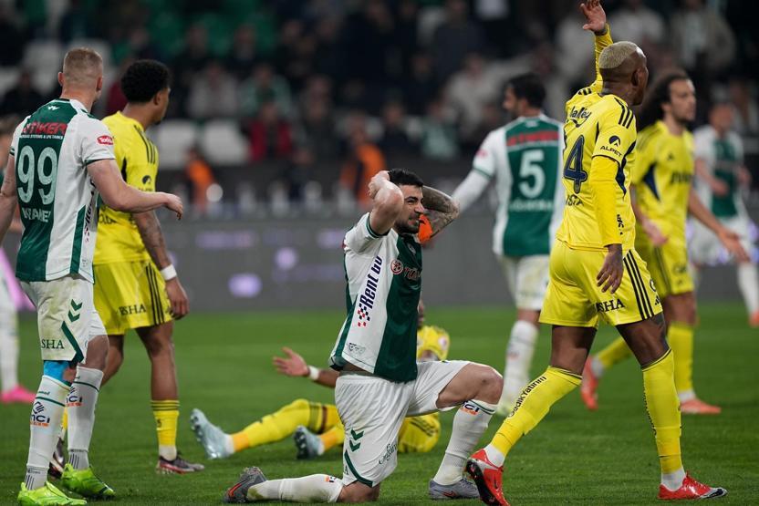 Kupada havlu atan Fenerbahçeye eleştiri: Tek çaresi kaldı...