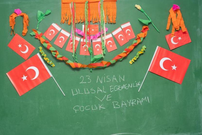 23 NİSAN MESAJLARI VE SÖZLERİ 2026 | Bayraklı, Atatürk Resimli En Güzel 23 Nisan Ulusal Egemenlik ve Çocuk Bayramı Mesajları Tıkla - İndir