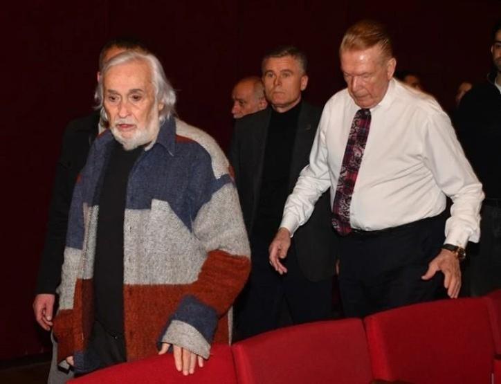 Gırgıriye Müzikali’nde kriz bitmedi Bu kez kuyrukta kavga çıktı