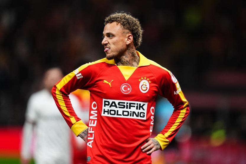 Galatasarayın kiralık yıldızı Noa Lang için sürpriz iddia Transferde ezeli rakip devrede...