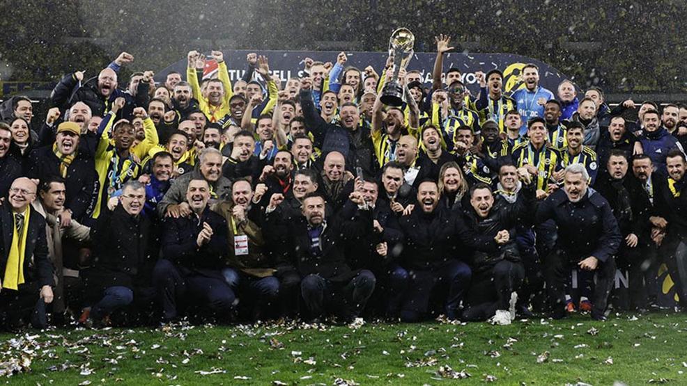 Tedesco, derbi öncesi motivasyon turuna çıktı: Yine kazanacağız