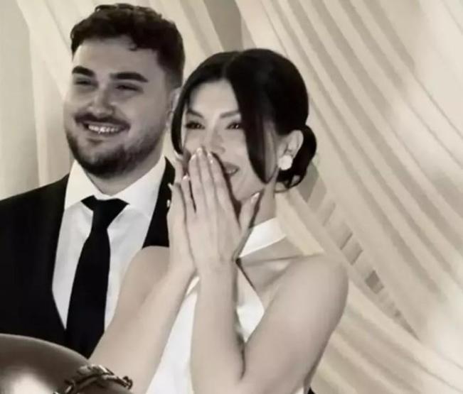 Çağan Şengül ile Zeynep Demirhan nişanlandı Evlilik yolunda ilk adım geldi