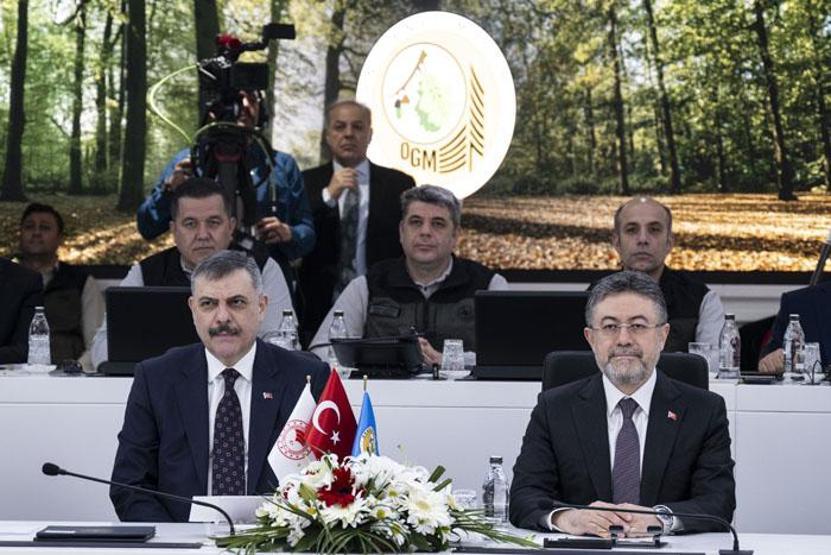 Orman yangınlarına ilişkin iki bakandan ortak açıklama 30 il için düğmeye basıldı