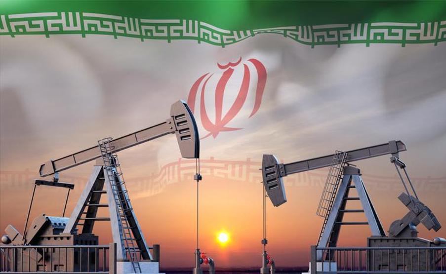 Petrol fiyatları Hürmüz kriziyle sert yükseldi Brent 109 doları aştı