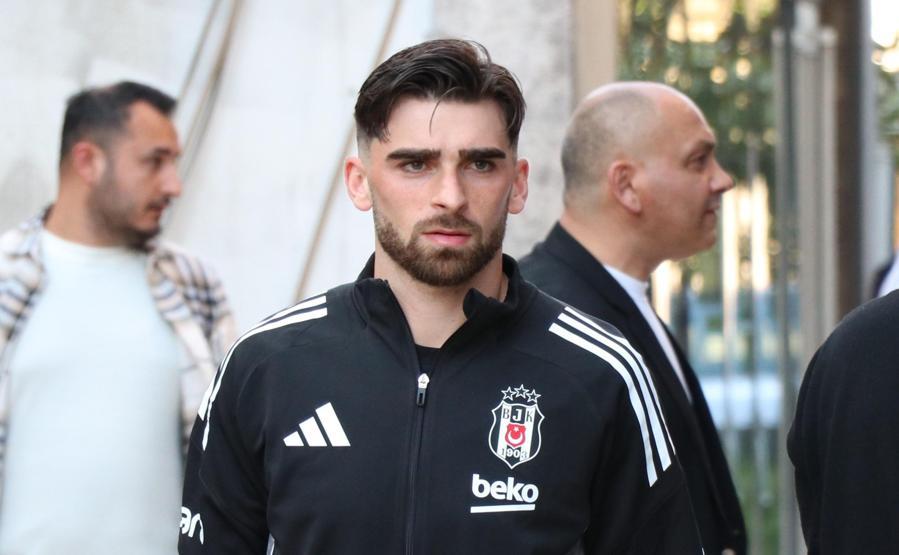 Beşiktaşta Rashica defteri kapanıyor Talibi Süper Ligden...