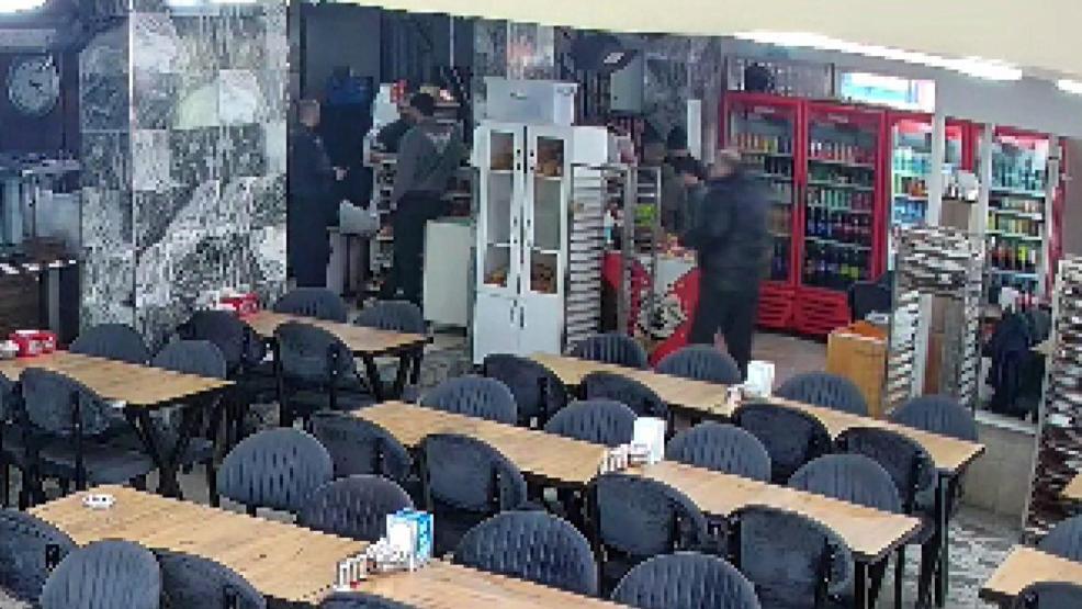 Restoranda yiyip içip hesabı ödemeden kaçtılar