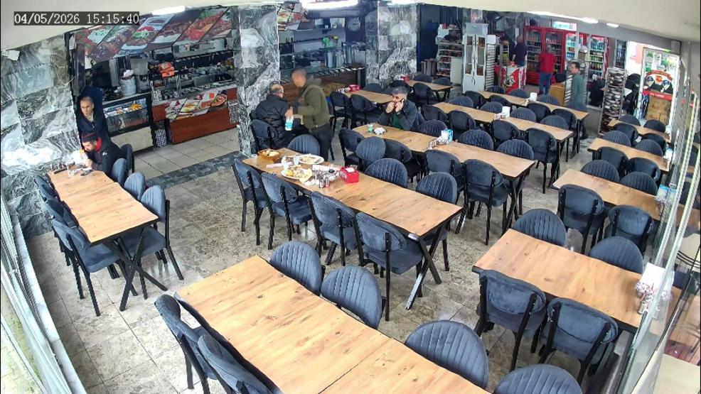Restoranda yiyip içip hesabı ödemeden kaçtılar
