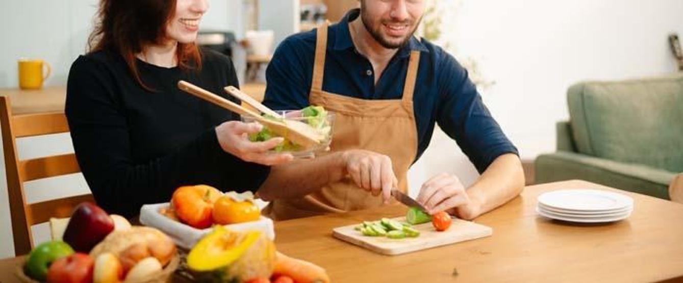 Menopozdan Kas Kütlesine: Kadın ve Erkekleri Ayrı Ayrı Hedef Alan Riskli Gıda Trendleri... Kolajen, Omega-3 ve ‘Mucize’ Etkiler: Sağlıklı Yaşamın Gerçekten İhtiyacı Ne