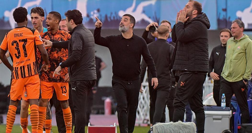 Beşiktaştan Arda Turan sürprizi İlk görüşme gerçekleşti...