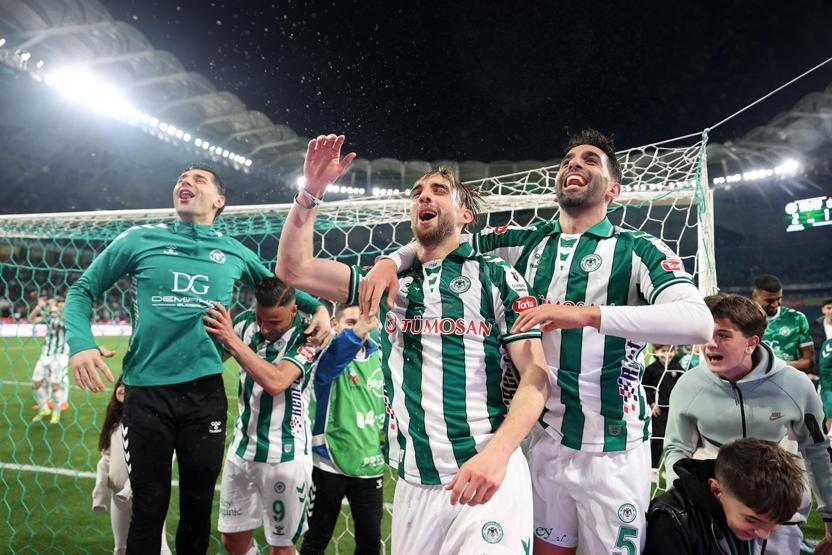 Anadolu Kartalı Konyaspor, 4 büyüklere kök söktürdü