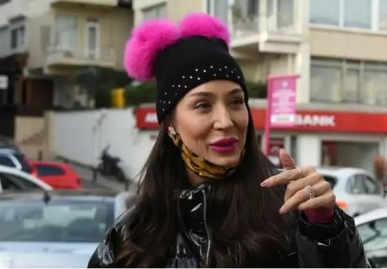 Ece Gürsel’den dikkat çeken açıklama: “Arkamda güzel şarkılar bırakıyorum”