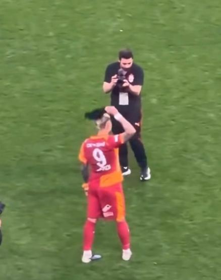 Aşkta ve maçta China Suarezden Galatasarayın yıldızı Mauro Icardiye tam destek