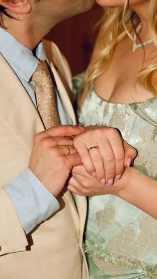 Derya Şensoy ve Yağız Can Konyalı Evlilik İçin İlk Adımı Attı Nişandan İlk Kareler