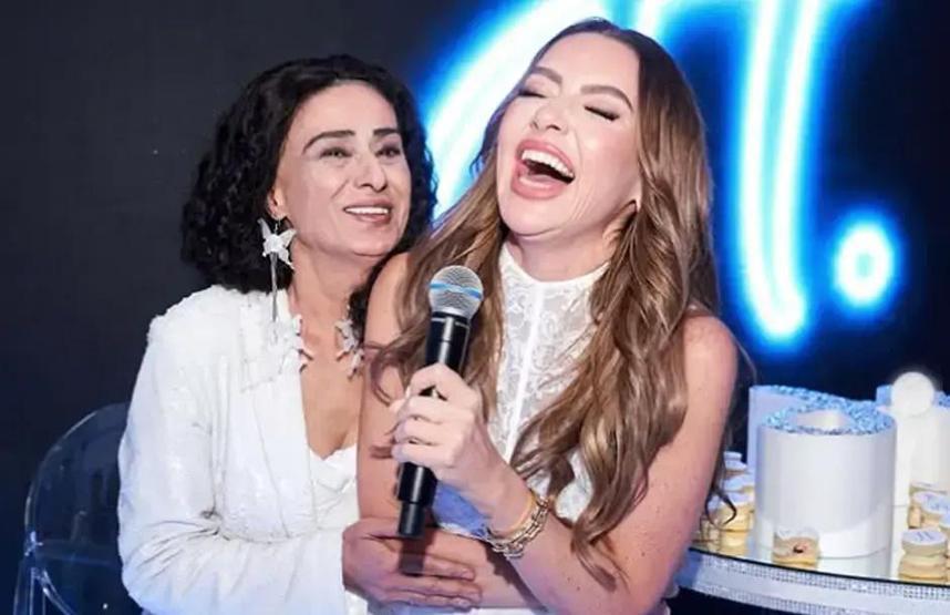 Ünlüler Geçidi: Hadise’nin Albüm Lansmanında Yıldızlar Buluştu