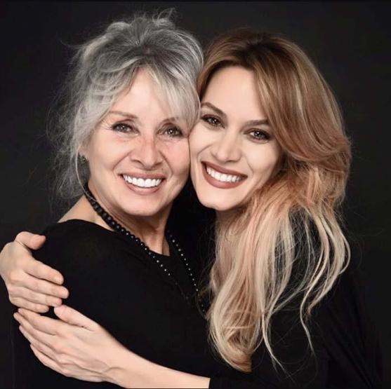 Anne Sevgisi Ekranlardan Taştı Kanal D Yıldızlarından Anneler Gününe Özel Yürek Isıtan Paylaşımlar