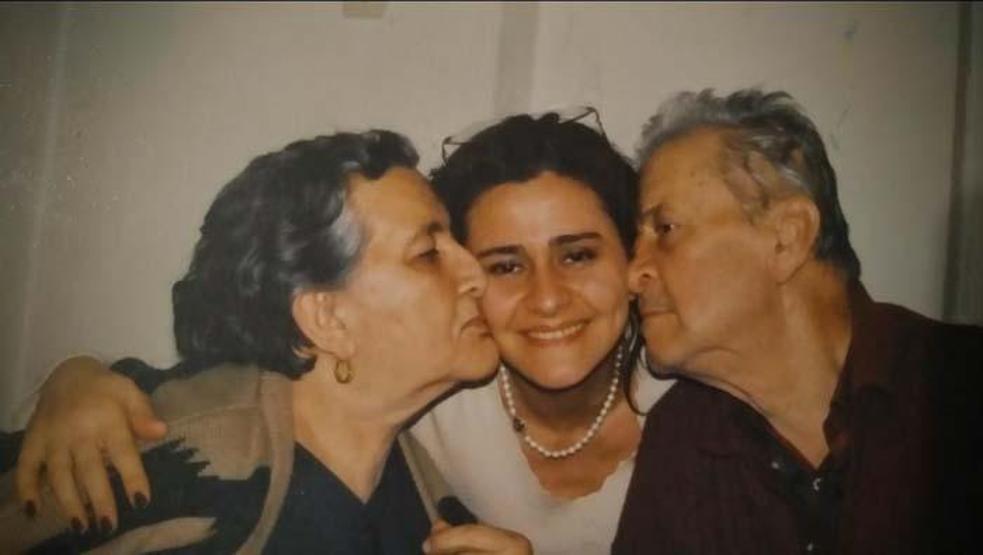 Anne Sevgisi Ekranlardan Taştı Kanal D Yıldızlarından Anneler Gününe Özel Yürek Isıtan Paylaşımlar