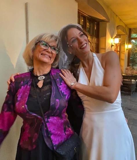 Anne Sevgisi Ekranlardan Taştı Kanal D Yıldızlarından Anneler Gününe Özel Yürek Isıtan Paylaşımlar